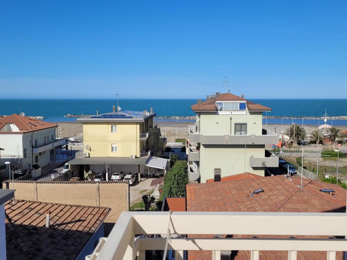 Hotel Adria Beach Rimini Esterno foto